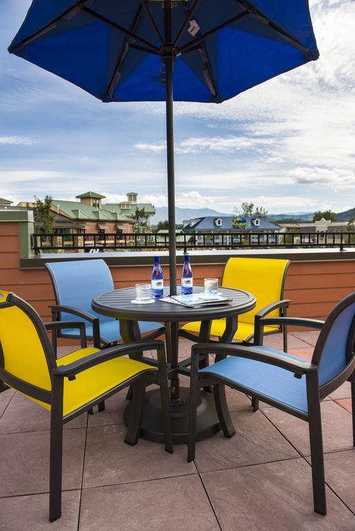 Margaritaville Island Hotel Pigeon Forge Exteriör bild